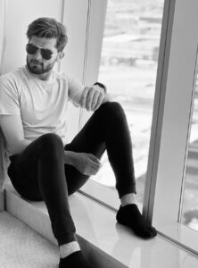 Shaheen Afridi Bio: Age, Height, Family, Stats, Jersey Number, PSL