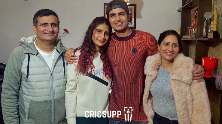 Family of Shubman Gill 